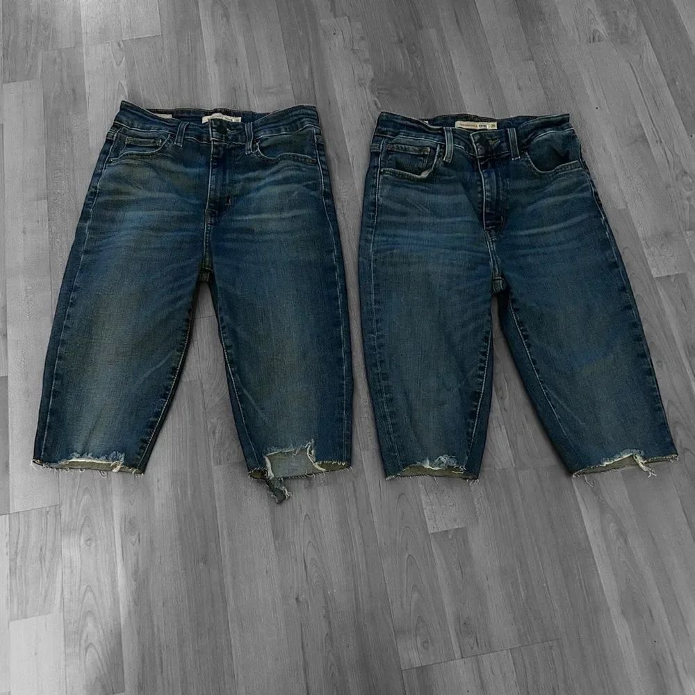 Levi's Premium Italian Denim 2 Pair 721 High Rise Cut Off Jeans Size 26